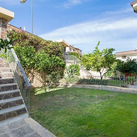 27 Badolato Marina